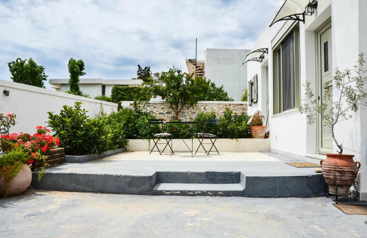 Deus Apartments_ Athens Airport Spata  Exterior photo